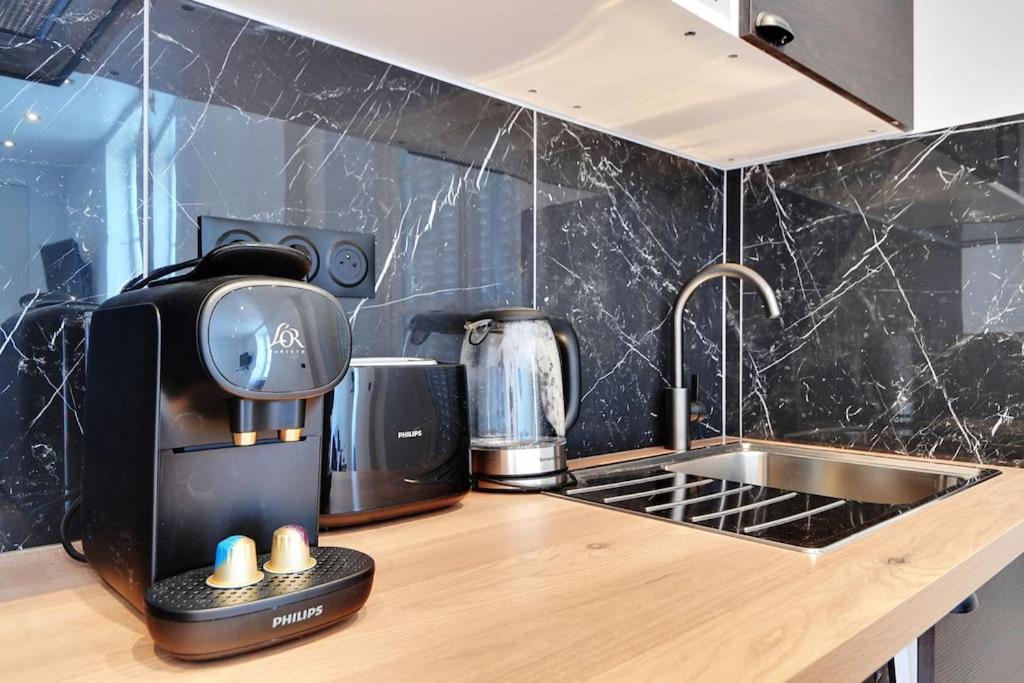 Appartement 4 Personnes Aux Portes De Paris Сен Дени Екстериор снимка